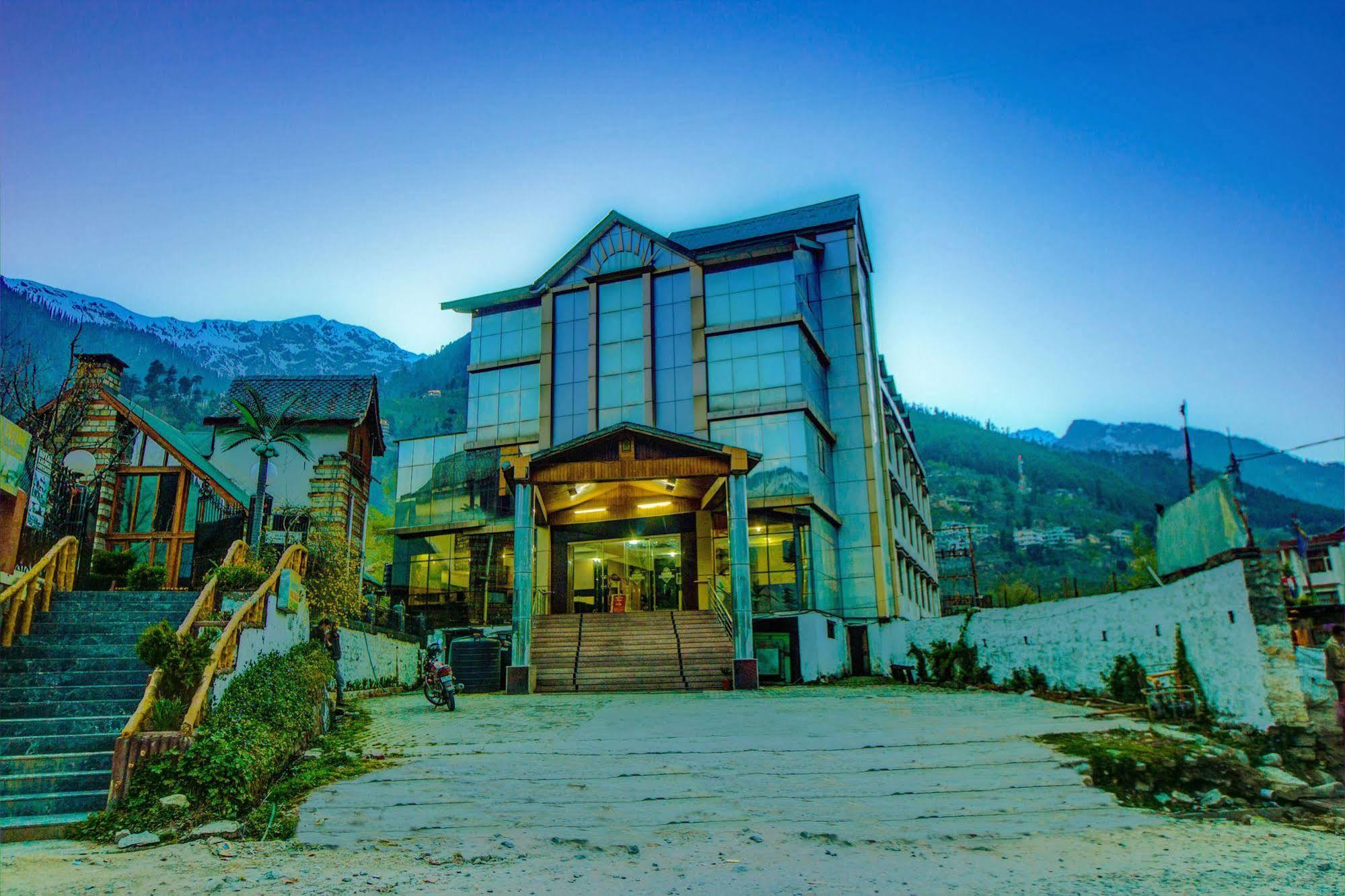Kalinga Grand Hotel Manāli Extérieur photo