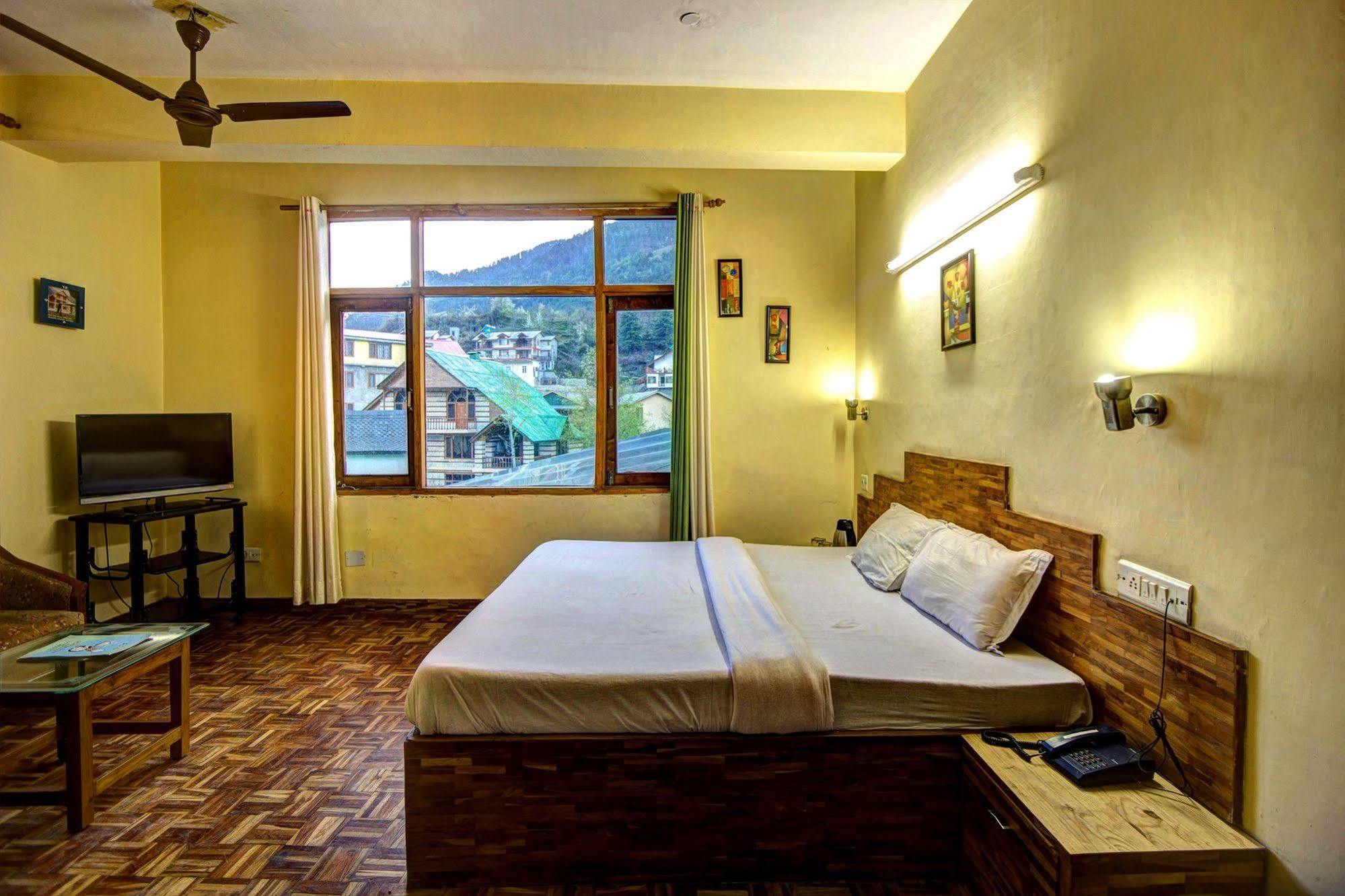 Kalinga Grand Hotel Manāli Extérieur photo